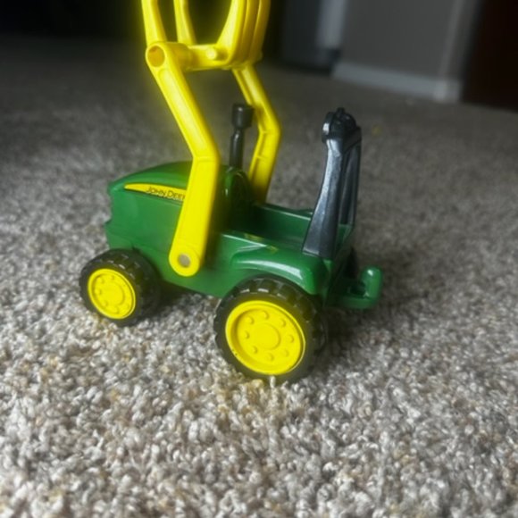 John Deere Toy Tractor With Hay Loader. 7 inch toy by Learning Curve - Picture 3 of 4